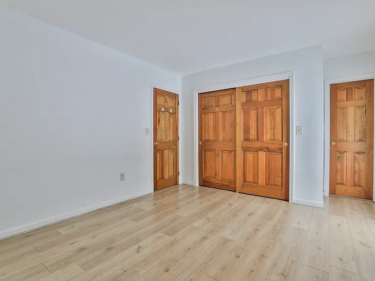 76 Groton Rd — Photo 17