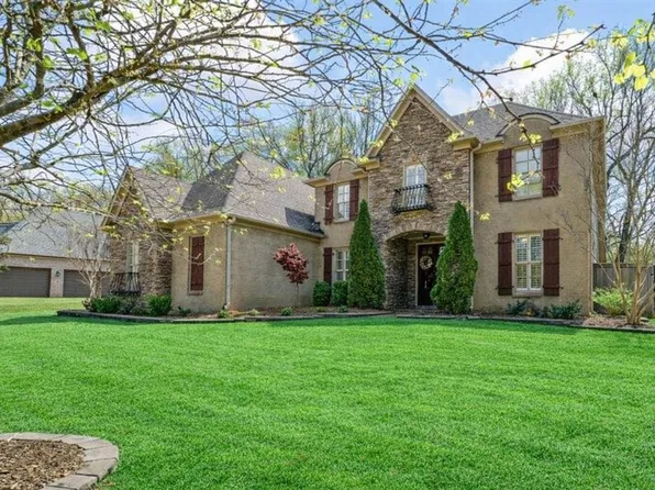 11979 Henning Oaks Ln, Arlington, TN 38002