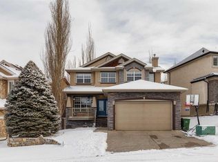 20 Springbluff Ln SW, Calgary, AB T3H5R5