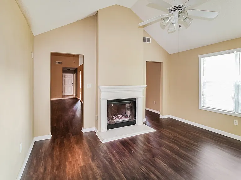 6581 Lake Mill Trce — Photo 9