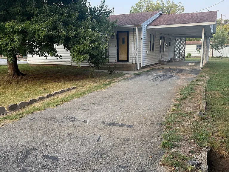 1003 Adams Ave — Photo 10