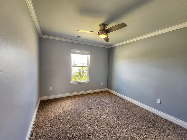 1937 Timber Dale Dr — Photo 32