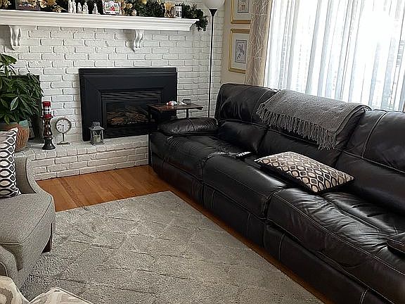 2nd image of 41 Burdick Dr