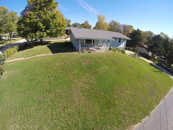 3rd image of 2141 W Orlando Dr