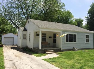 1634 N Kentwood Ave, Springfield, MO 65803