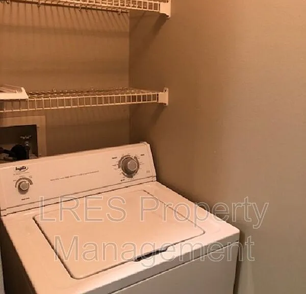 465 Forestway Cir #1 — Photo 18