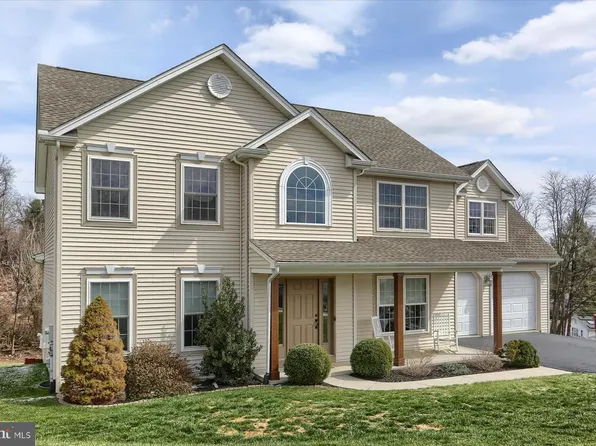 406 Hidden Valley Rd, New Cumberland, PA 17070