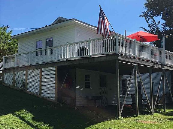 4th image of 112 S Pearl St