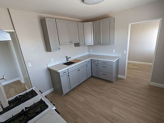 4th image of 2991 Kalmia St #2348-1/2