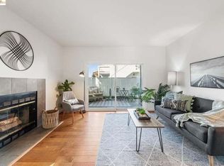 11 Schooner Ct, Richmond, CA 94804
