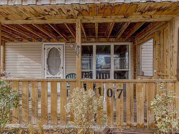 3rd image of 107 Dover Rd