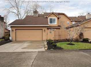 901 Oakbridge Dr, Hurricane, WV 25526