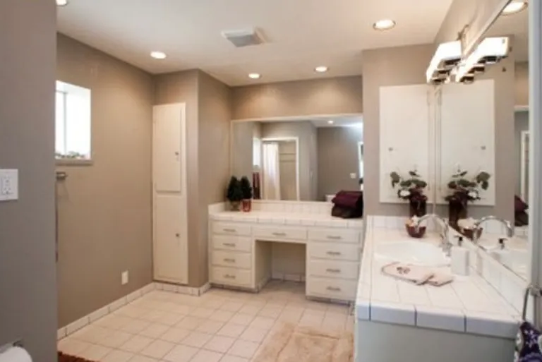 huge master bath inside master suite - lower level