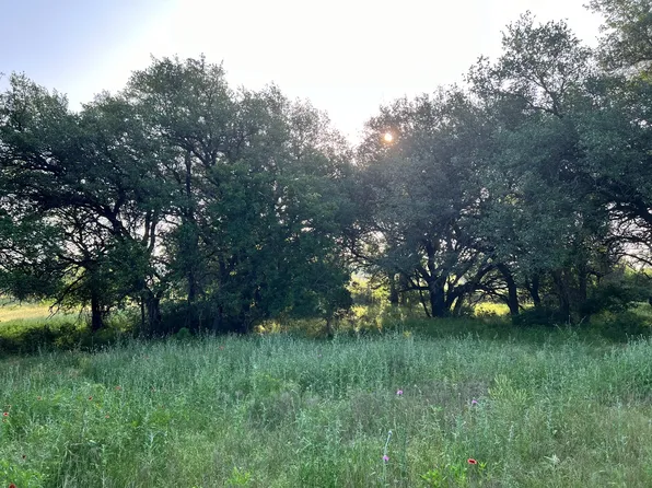 5 State Highway 16, Comanche, TX 76442