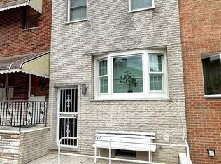 2427 S 11th St, Philadelphia, PA 19148