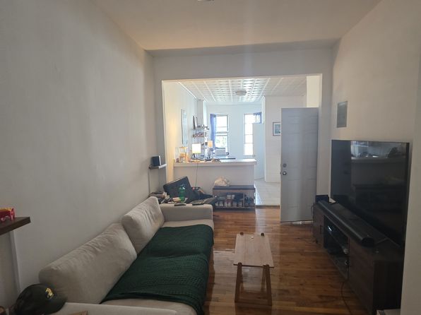 661 Woodward Ave APT 2