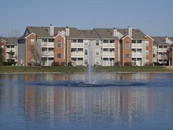 3rd image of 8210 Lakeshore Trail East Dr #0000