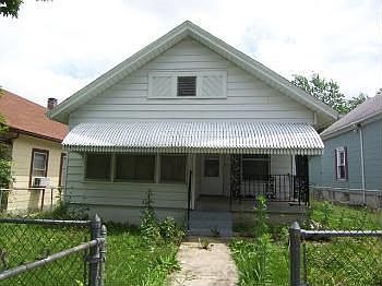 5th image of 329 White Ave