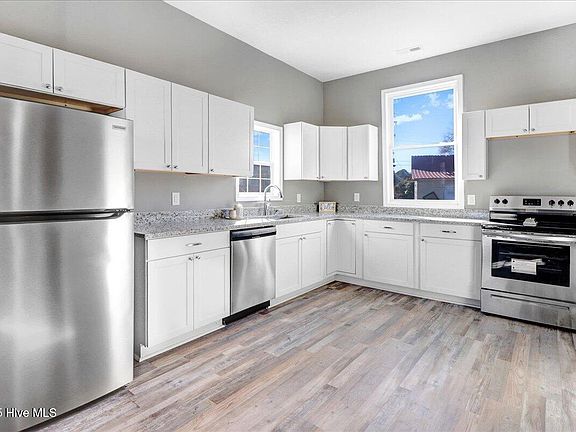 5th image of 304 Woodland Avenue