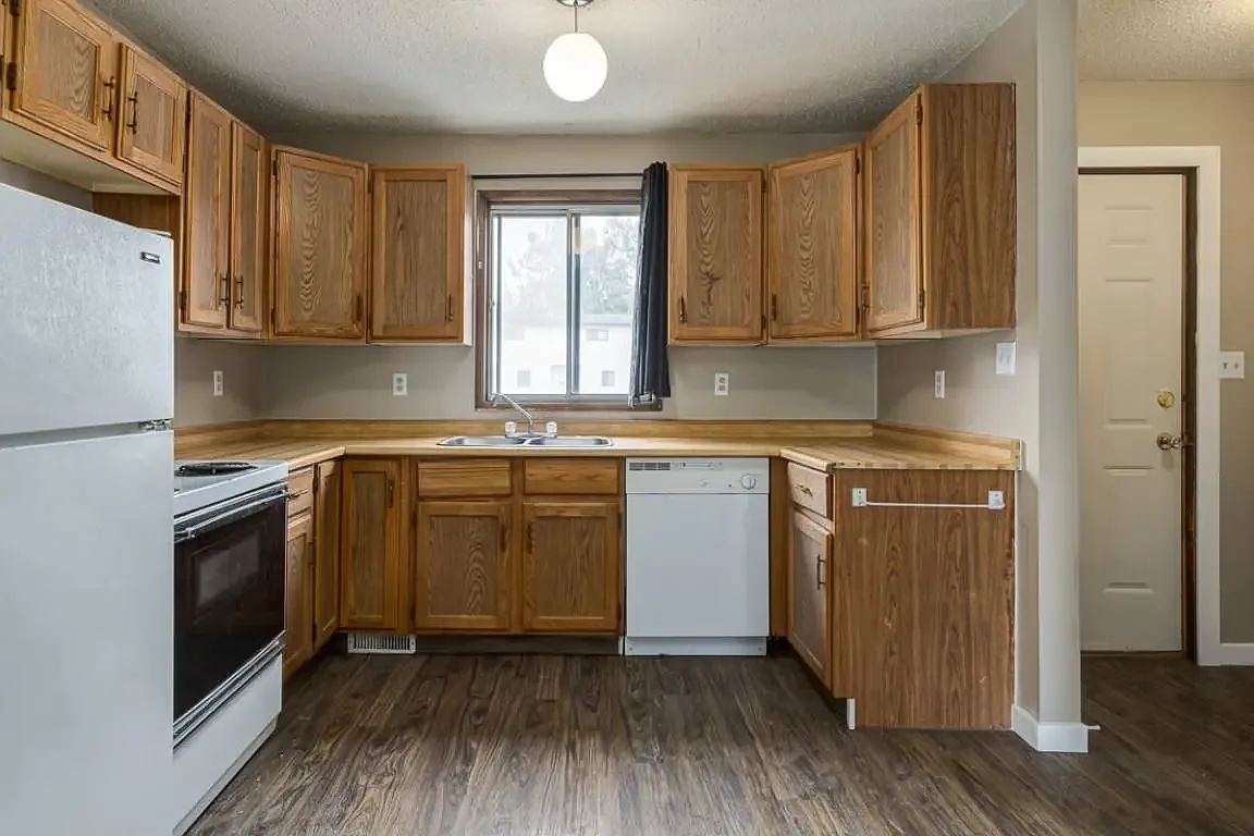 Blue Sage Townhouses — Photo 3