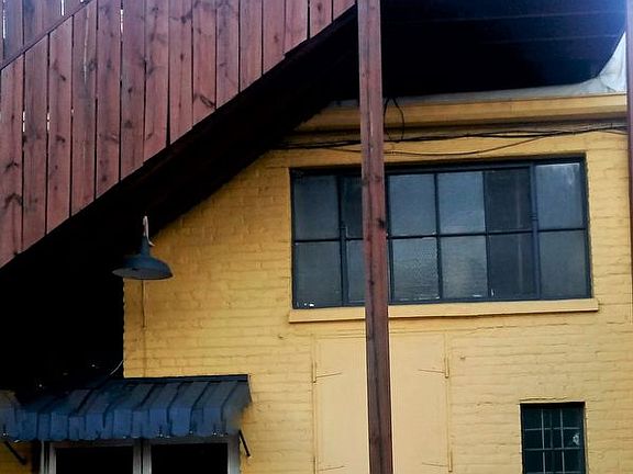 5th image of 119 S Santa Fe Ave