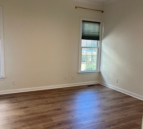 4th image of 4115 Birkshire Hts