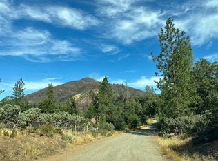 5 Crystal Cove Ln, Mariposa, CA 95338