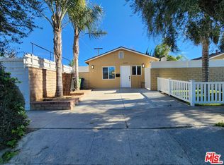 22329 Gifford St, Canoga Park, CA 91303