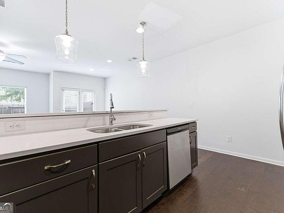 5th image of 2717 Avanti Way