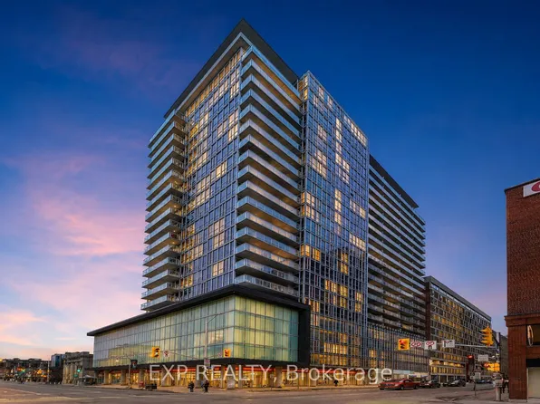 324 Laurier Ave W #1907, Ottawa, ON K1P 0A4