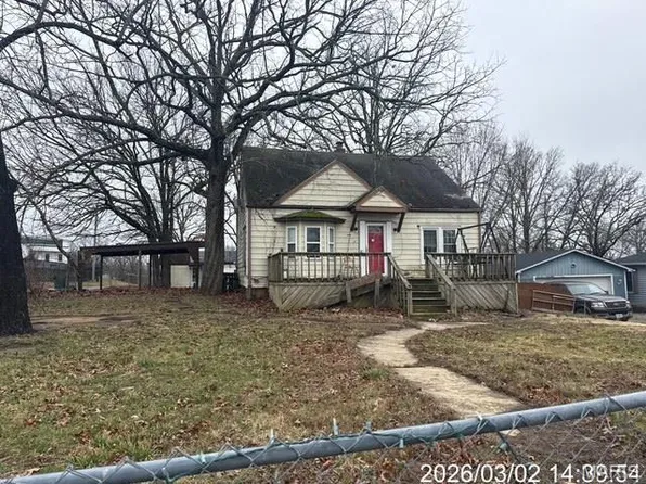 904 Hospital Rd, Waynesville, MO 65583
