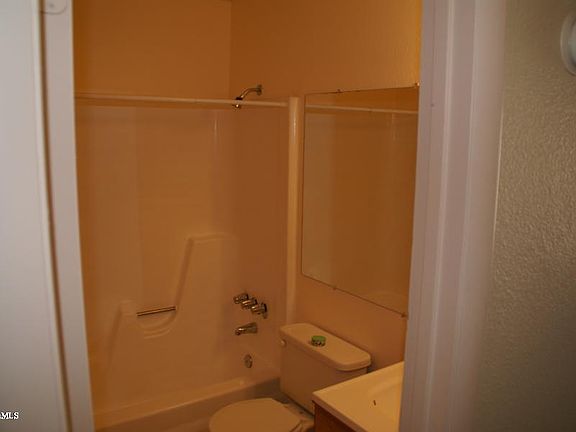 2nd image of 1224 E Evergreen St APT 241