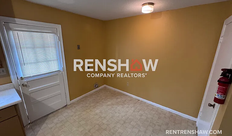 3222 Thirteen Colony Mall #2B — Photo 2