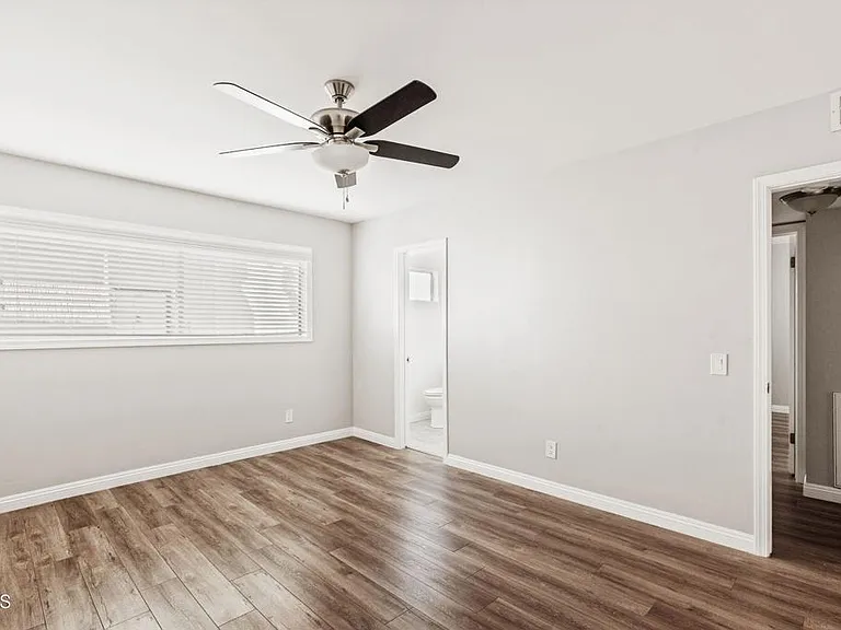 460 E Cypress Ave #C — Photo 13
