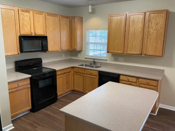 103 Helen Ct, Ladson, SC 29456