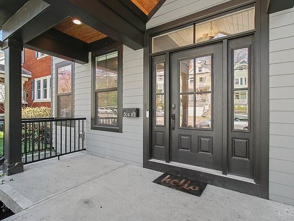3rd image of 504 1/2 Delta Ave