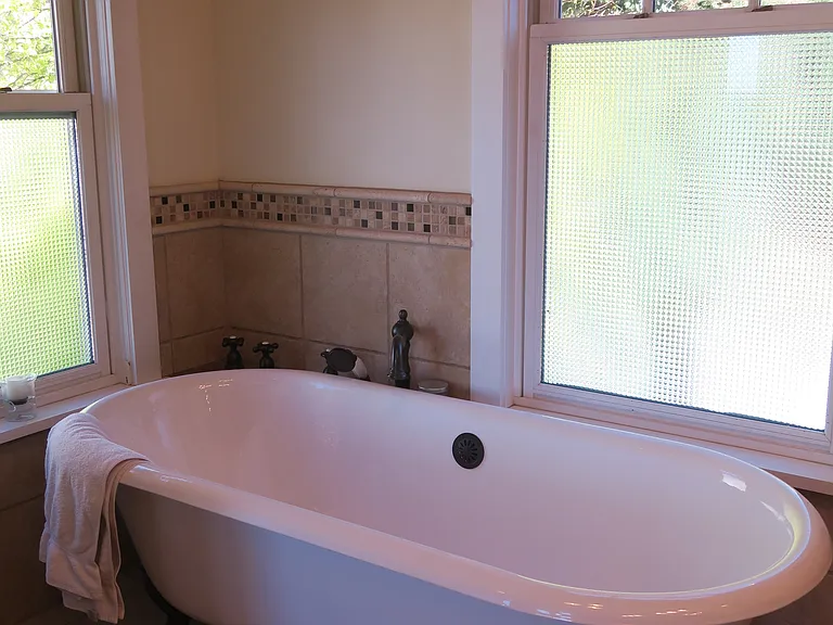 2335 Panorama Ave — Photo 8
