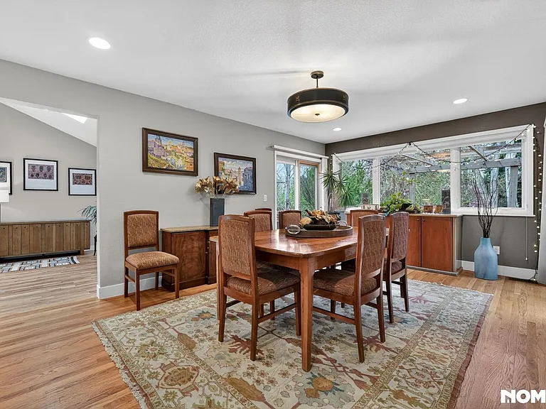 8433 Sawtooth Ln — Photo 8