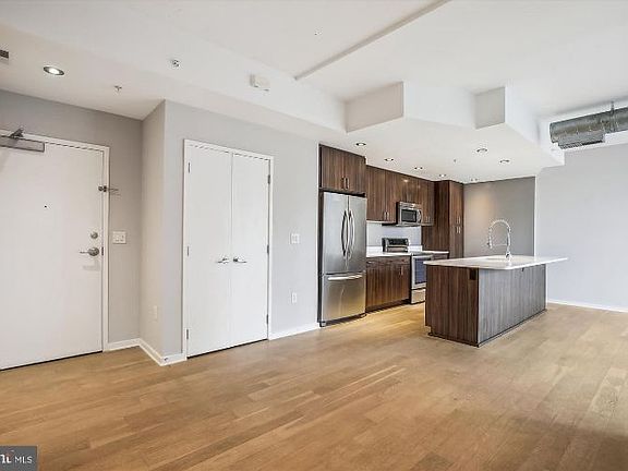 2nd image of 3409 Wilson Blvd Unit 308