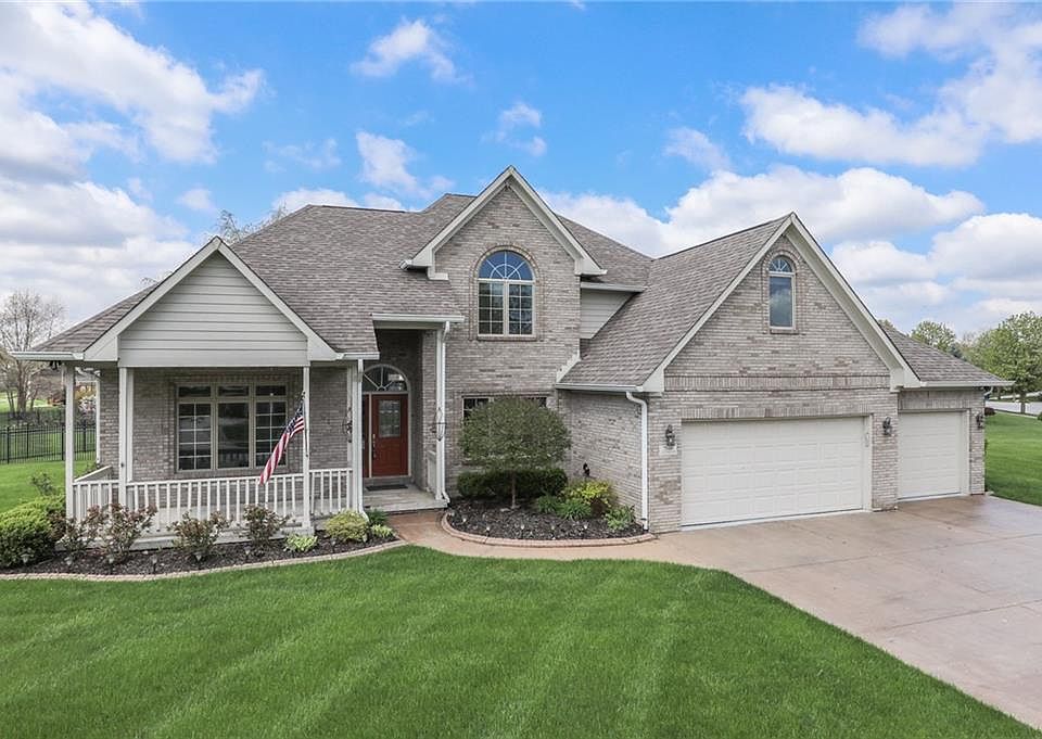 1st image of 7048 Dickinson Ln