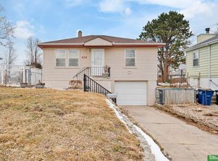 6318 Seward St, Omaha, NE 68104