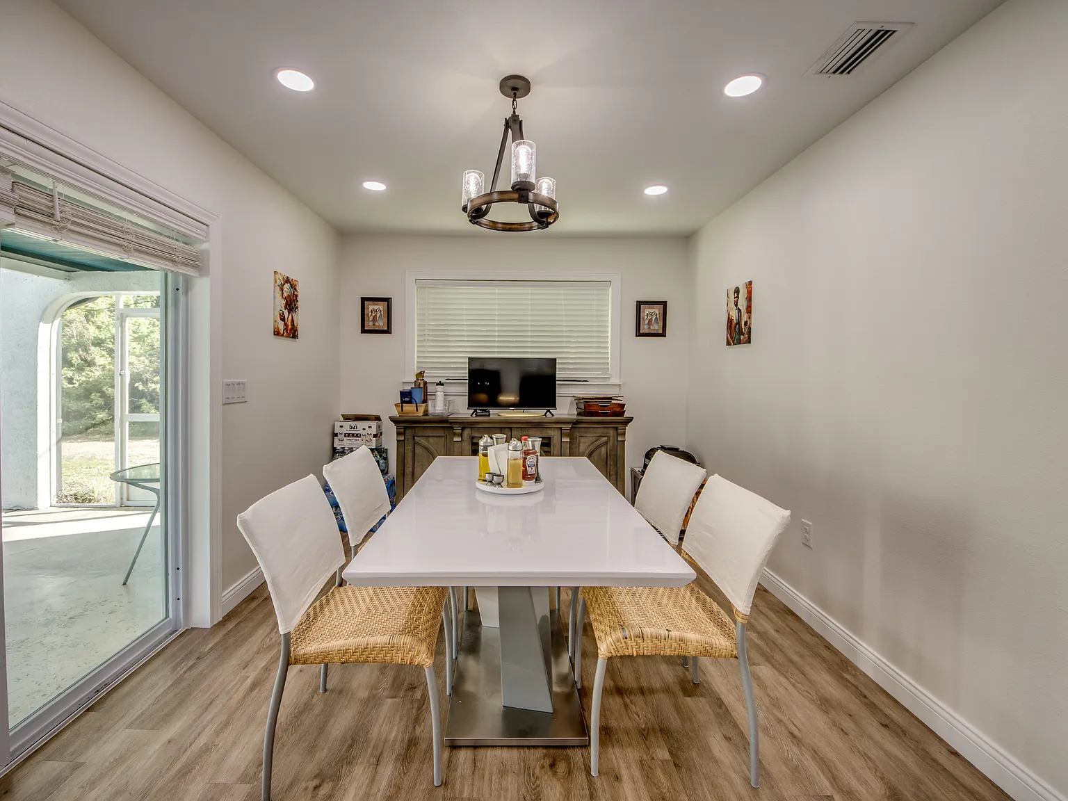3 bed, 1313 sqft, $2,000 — Photo 4
