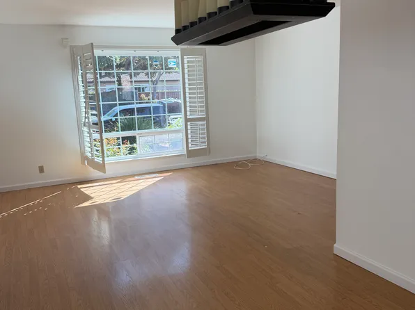 963 Erica Dr, Sunnyvale, CA 94086