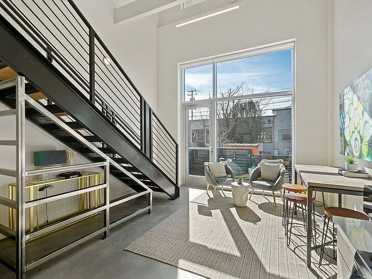 950 Lofts — Photo 71