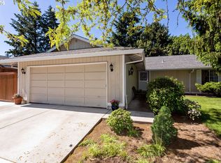 11615 SW Springwood Dr, Tigard, OR 97223