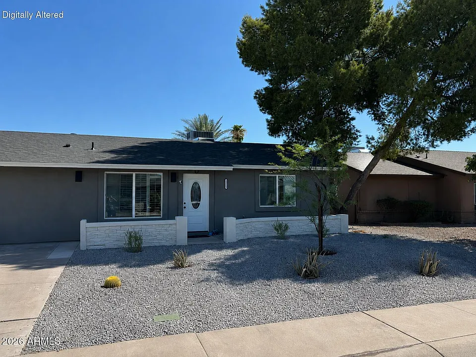 3524 E Angela Dr