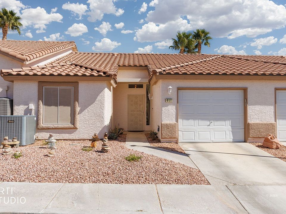 1st image of 656 Mountain Rdg