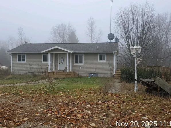 13215 McKinley Rd, Rodney, MI 49342