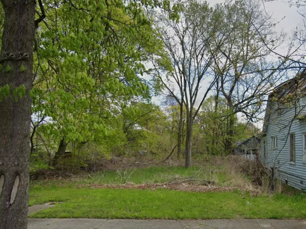 1030 Sheridan Ave, Saginaw, MI 48601