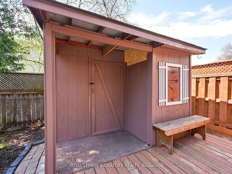 26 Peterson Ct #LOWER — Photo 32